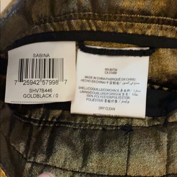 Sabina metallic bag waist shorts by BCBG - Picture 5 of 6